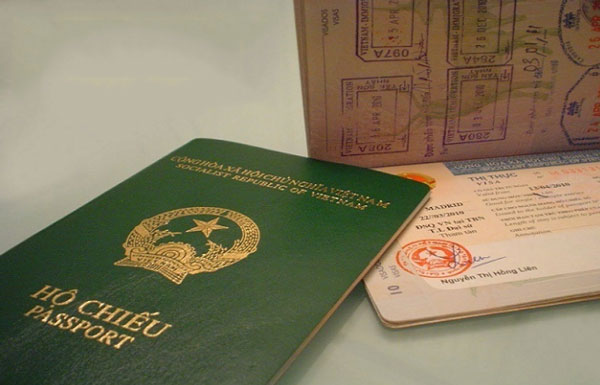 Người Hàn - Nhật có thể xin visa lưu trú dài hạn tại Đại sứ quán Việt Nam tại nước ngoài